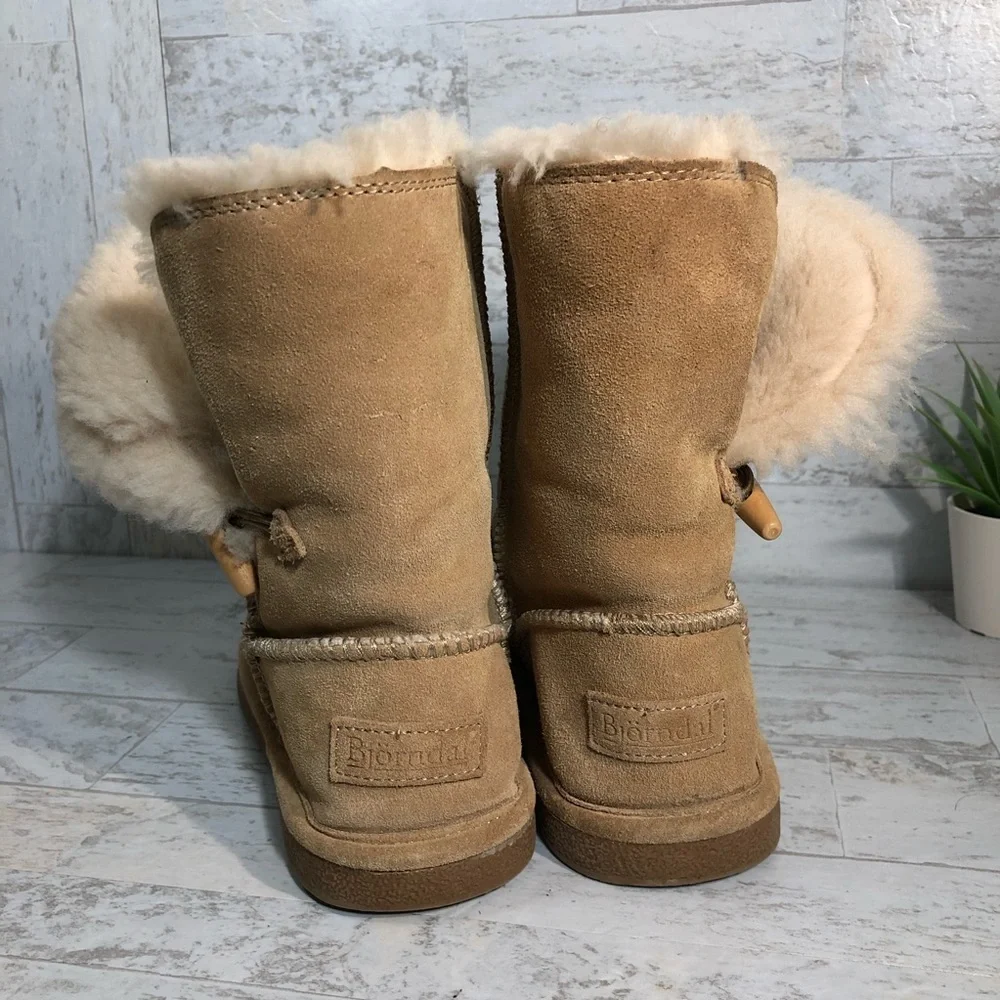 Bjorndal Suede Ankle Booties Joey Wool Lined Brown 6M‎